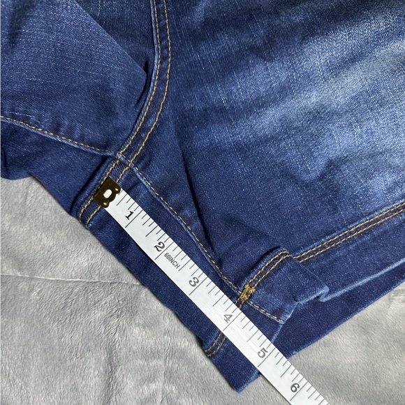 Maurices Dark Blue Jean Shorts size 20 - Picture 2 of 5